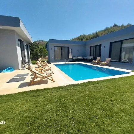 Teamhouse فيلة فتحية
